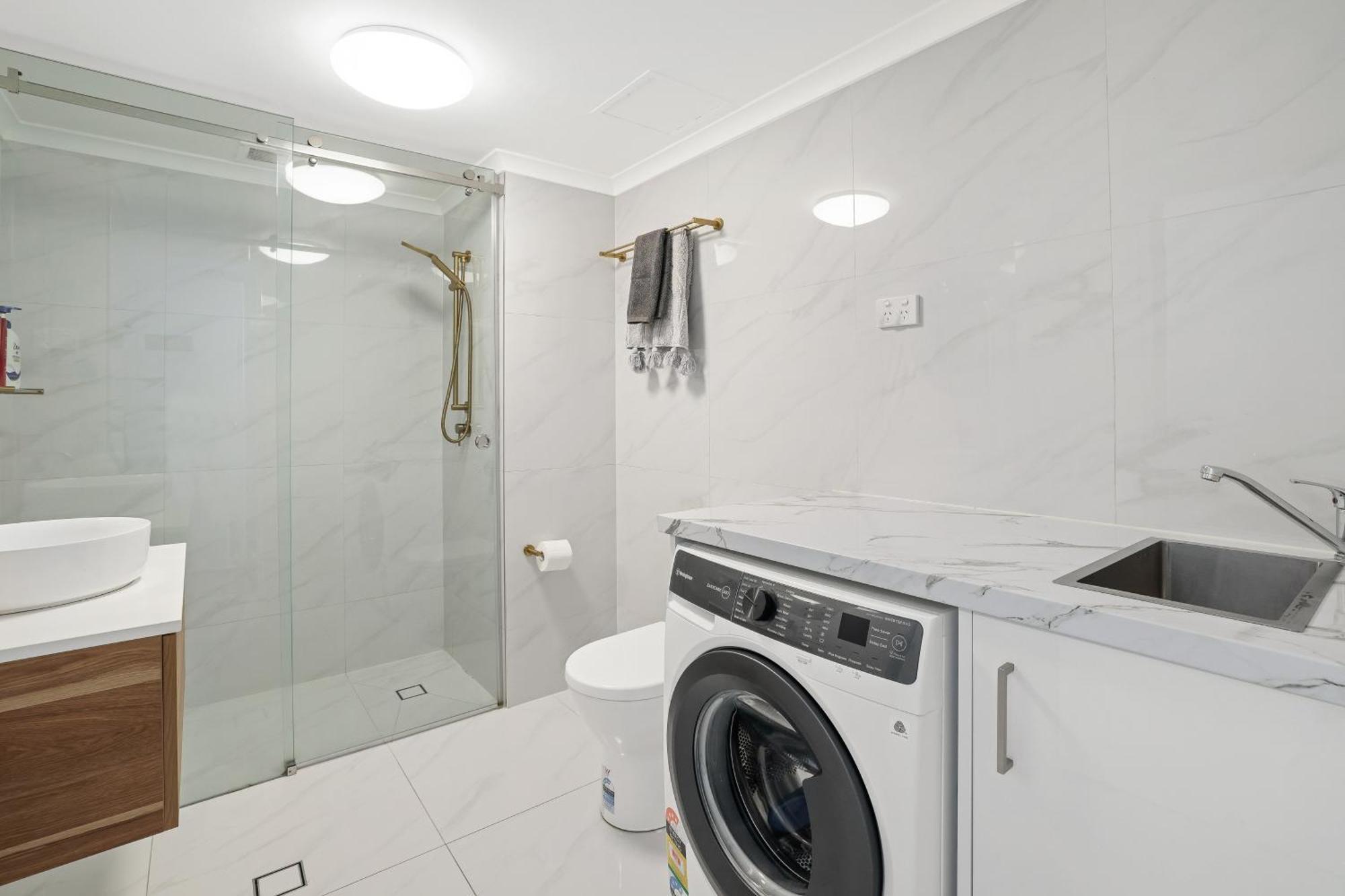 Unit 2 - Spectacular Sea Views In Surfers Paradise Gold Coast Kültér fotó
